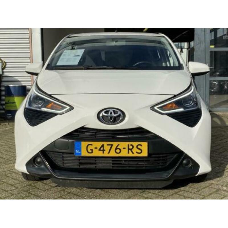 Toyota Aygo 1.0 VVT-i x-play (bj 2018)
