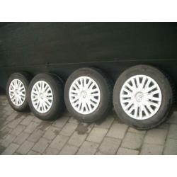 winterbanden met velg volkswagen michelin alpin 195/65 r15