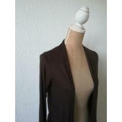 Lola & Liza donkerbruine cardigan, maat M/38/40