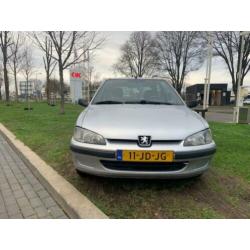 Peugeot 106 1.1 Sketch Apk nieuw/Elec ramen