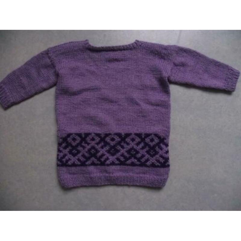 Te koop lila / paars lang trui / jurkje, handmade: maat 104