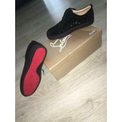 Louboutins zwart laag