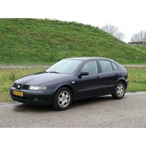 Seat Leon 1.6 Sport Zwart APK 1-21 cruisecontrol airco 6cd