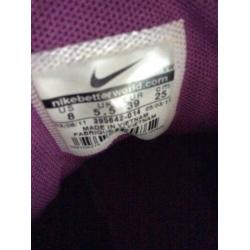 Veel schoenen Nike / van Haaren maten 39&40