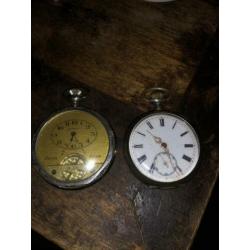 2 vestzakhorloges oa 1met chronometer lopen niet