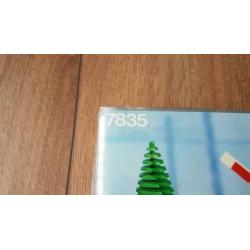 Lego 7835 bewaakte overweg NIEUW in verpakking! Vintage
