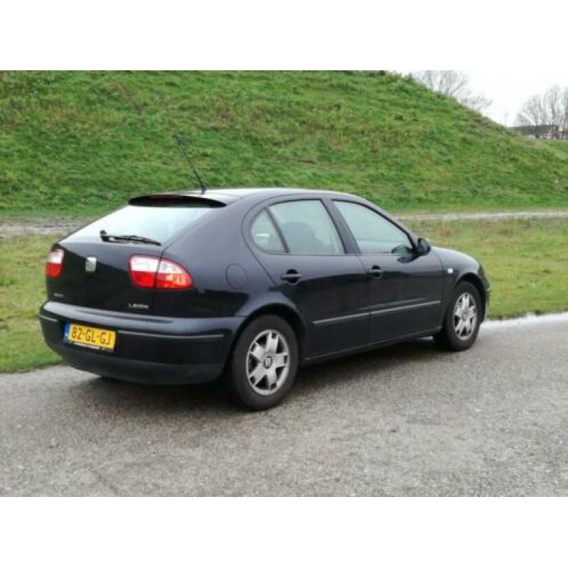 Seat Leon 1.6 Sport Zwart APK 1-21 cruisecontrol airco 6cd