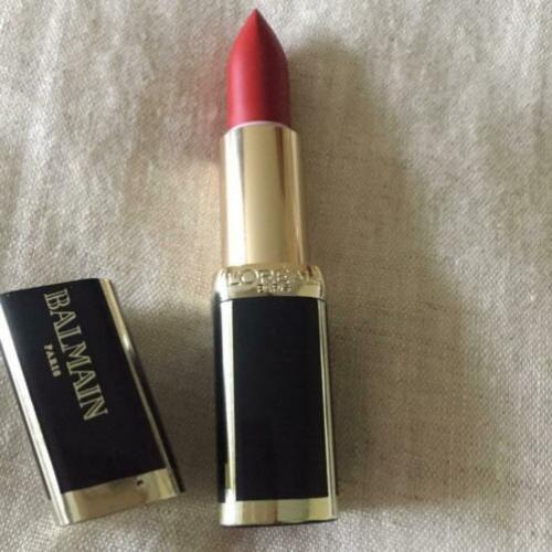 L’Oréal x balmain lipstick. Kleur domination