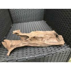 Te koop kienhout en lavastromen