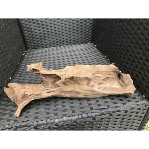 Te koop kienhout en lavastromen