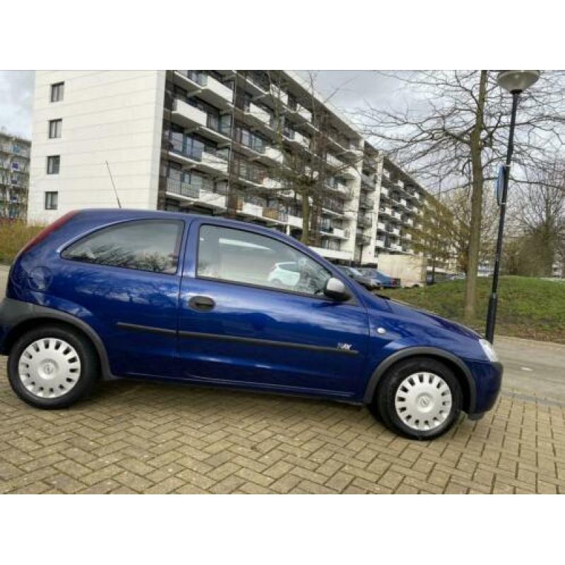 Opel Corsa 1.2 16V 3D 2003 Blauw