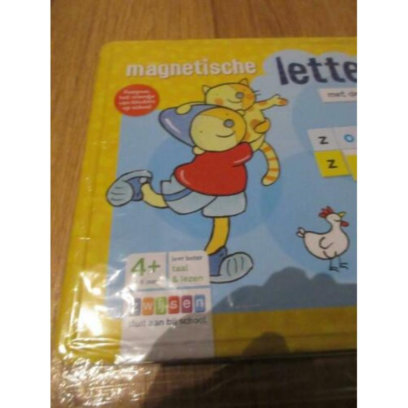 Magnetisch letterdoos rompompom van Zwijsen .