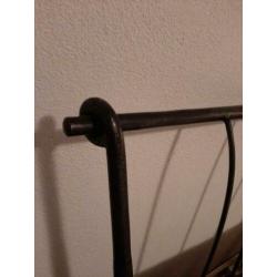 Smeedijzeren bedframe te koop