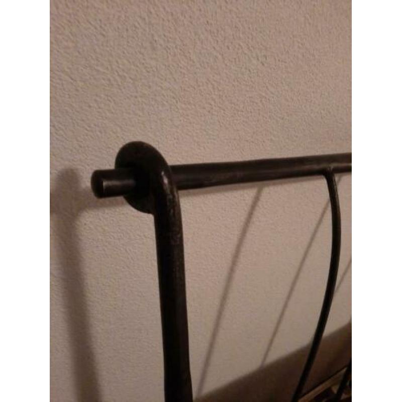 Smeedijzeren bedframe te koop