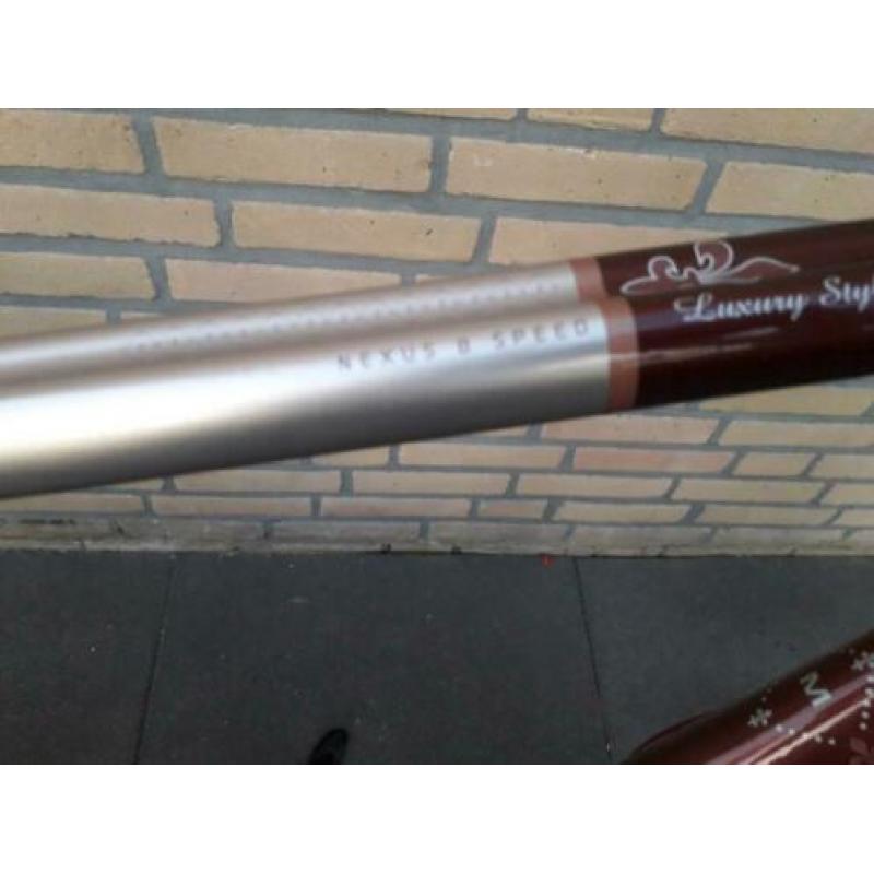 Montego Luxury Elite 28 " met Shimano 8 speed