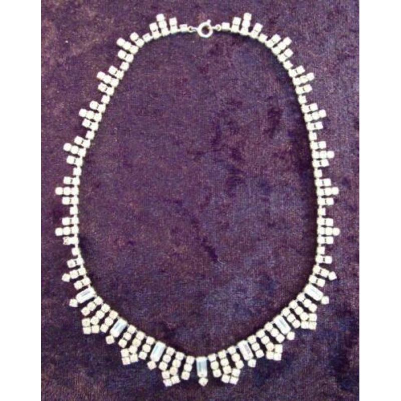 Art Deco halsketting collier met strass stenen