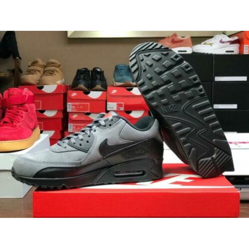 Nike Air Max 90 Grey Suede (EU 42,5 - 43 - 44)