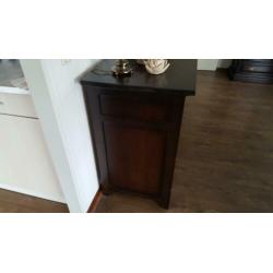 dressoir plus diversen