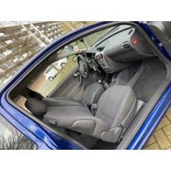 Opel Corsa 1.2 16V 3D 2003 Blauw