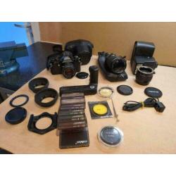Asahi Pentax spiegelreflexcamera, met veel accessoires