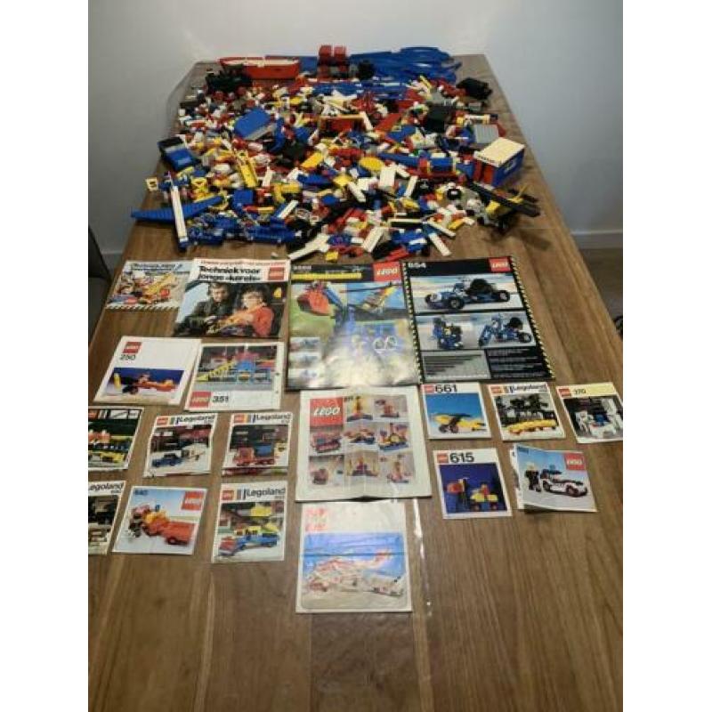 Grote partij oude lego met veel boekjes ongeveer 5 kilo kg