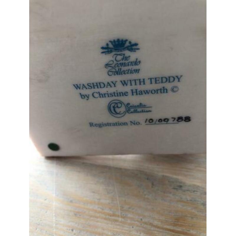 Leonardo collection, Christine Haworth, washday with Teddy