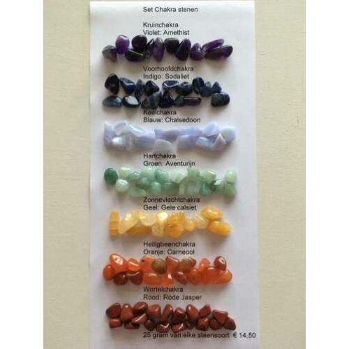 Edelsteen chakra sets o.a. Sodaliet, Aventurijn en Carneool
