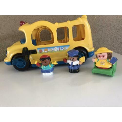 Little people schoolbus met muziek en licht