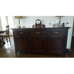 dressoir plus diversen
