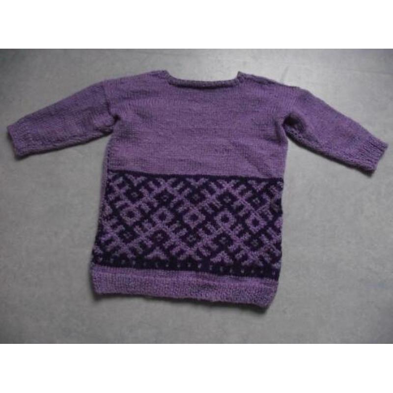 Te koop lila / paars lang trui / jurkje, handmade: maat 104