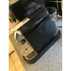 Nespresso magimix koffiezetapparaat /koffiemachine
