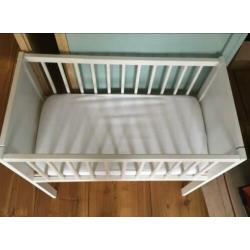 Babywiegje incl Matras