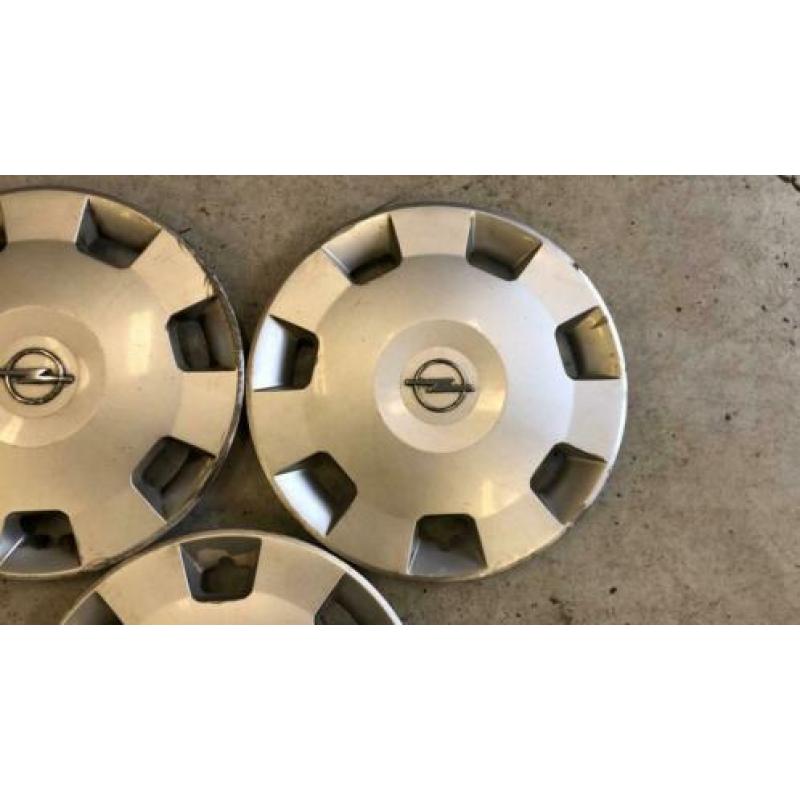 Opel wieldoppen origineel 14 inch