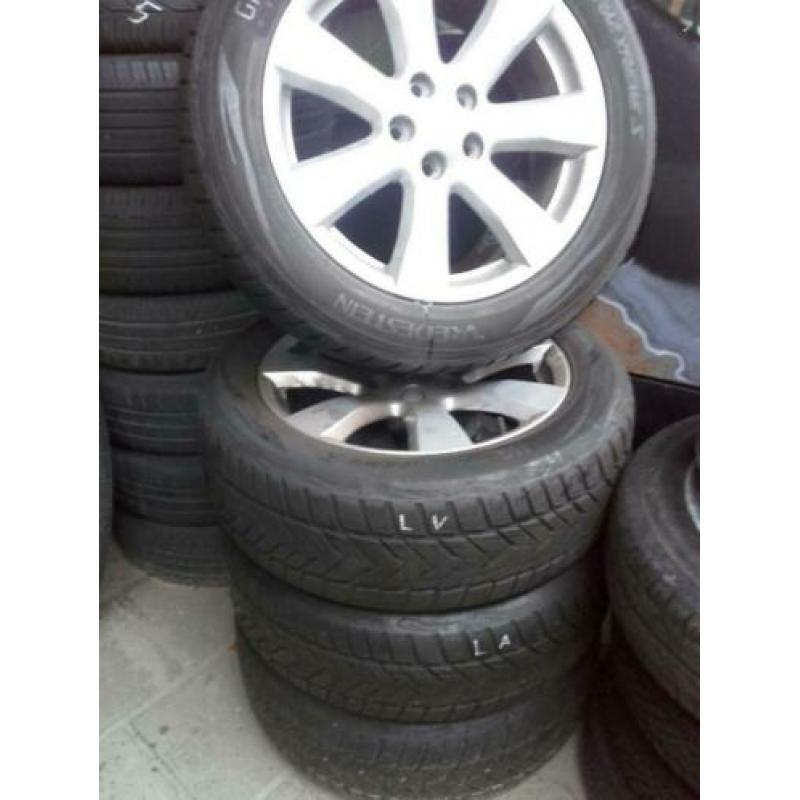 Mitsubishi Outlander winterwielen set. 18 inch. zgan.