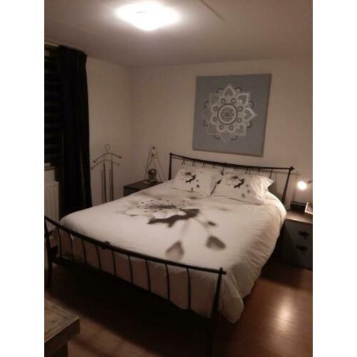 Smeedijzeren bedframe te koop