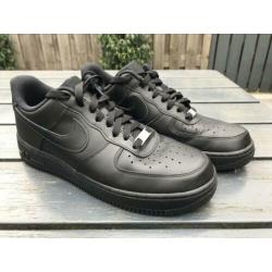 Nike Air Force Black ( Maat 43 )