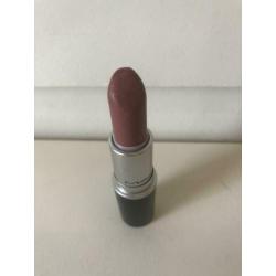 MAC lipstick Patisserie