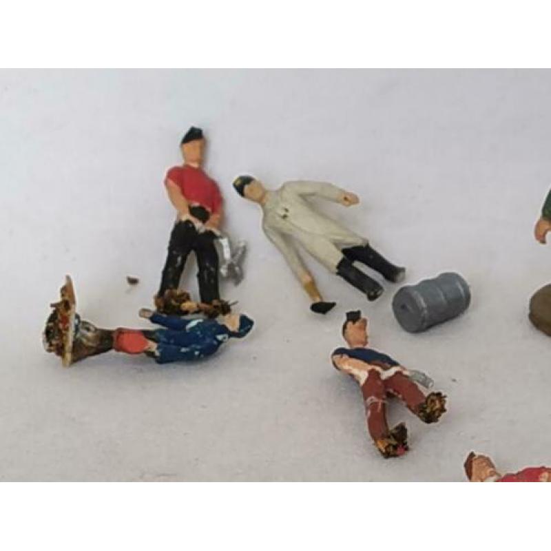Figuren 1:87 bouwvakkers steiger reizigers Pol