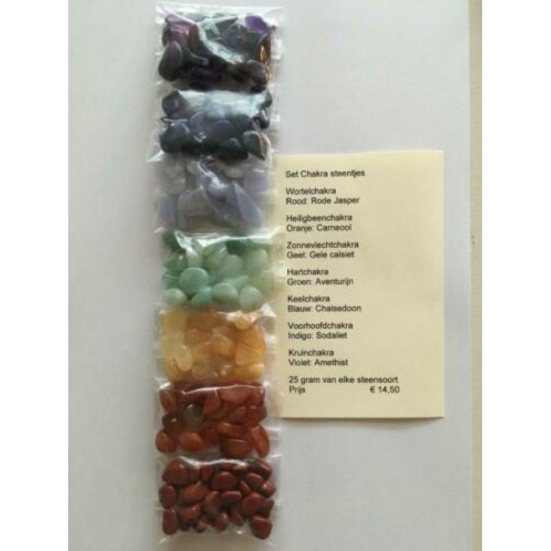 Edelsteen chakra sets o.a. Sodaliet, Aventurijn en Carneool