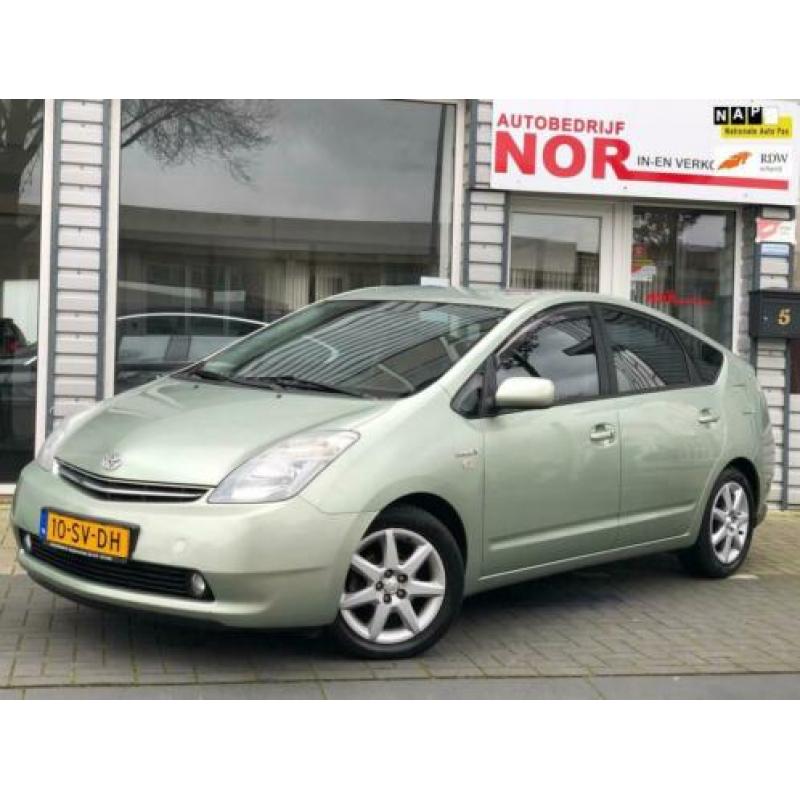 Toyota Prius 1.5 VVT-i Business Edition Navi Leer Keyless pa