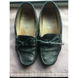 SUPERKOOPJE loafer TODS mocassin instapper 35 euro glitter