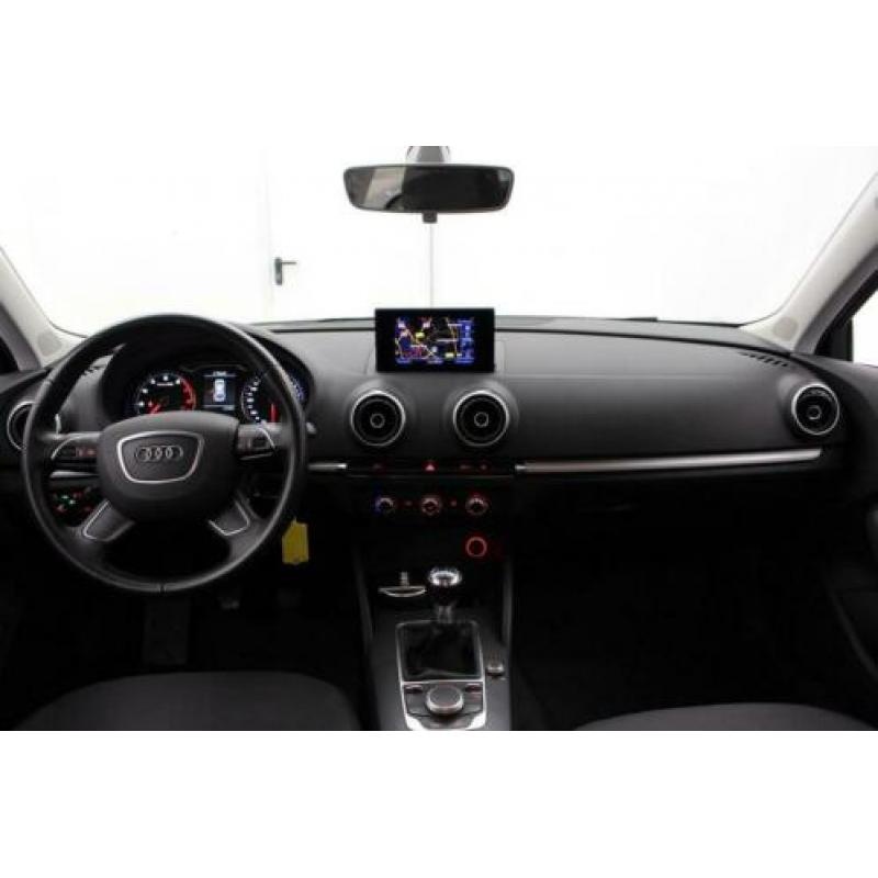 Audi A3 Sportback 1.2 TFSI 111PK Navi Airco Cruise