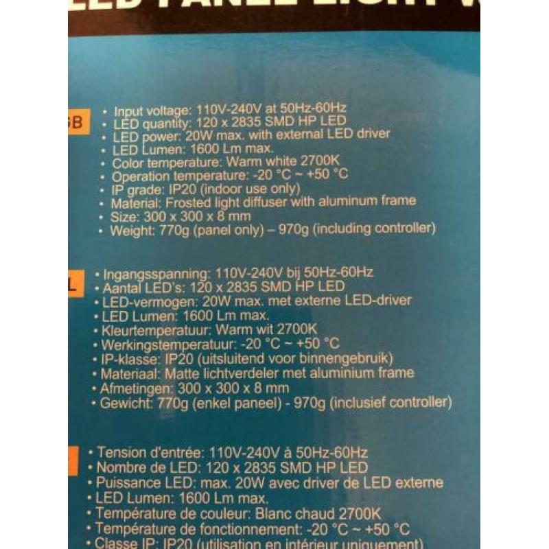 Led Panel 30x30 cm dimbaar met afstandsbedieing
