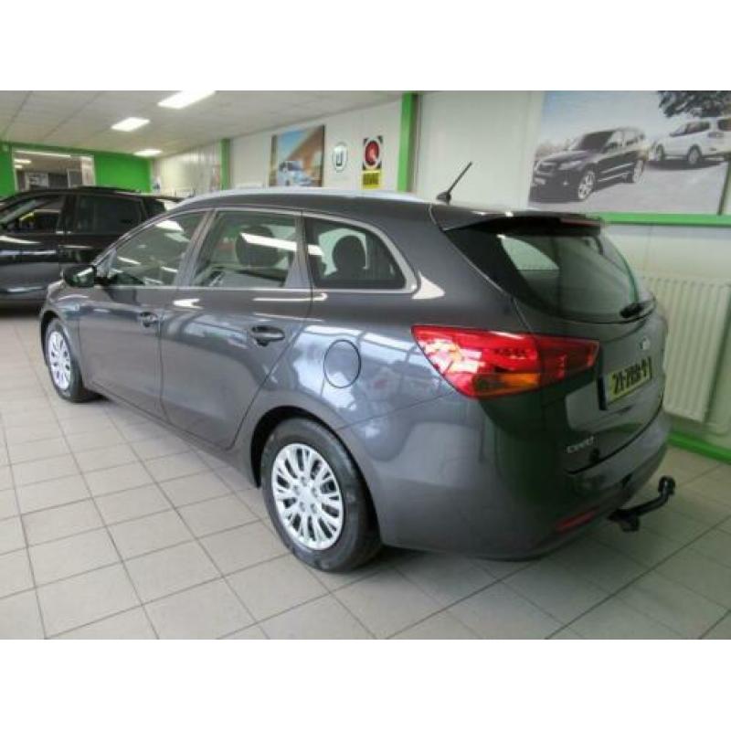 Kia cee'd Sportswagon 1.6 GDI Comfort Pack Trekhaak, Airco,