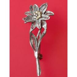 fijne antieke zilveren filigrain edelweiss pin gemerkt
