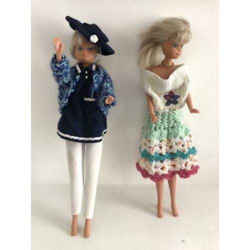 Twee Barbies