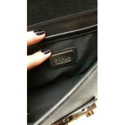 Furla tas