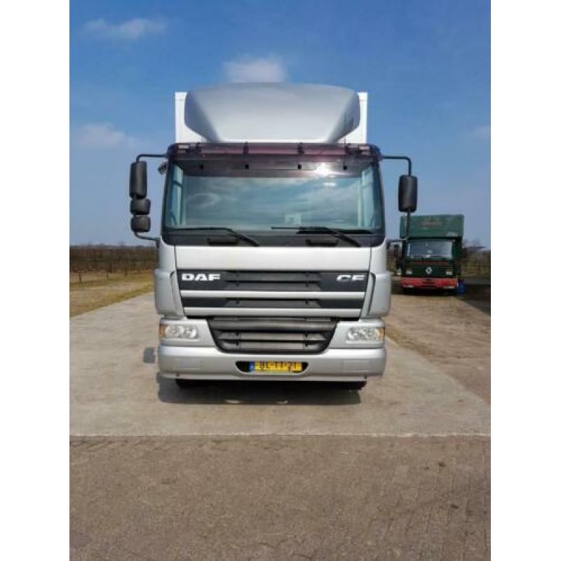 DAF paardenvrachtwagen 7e paards