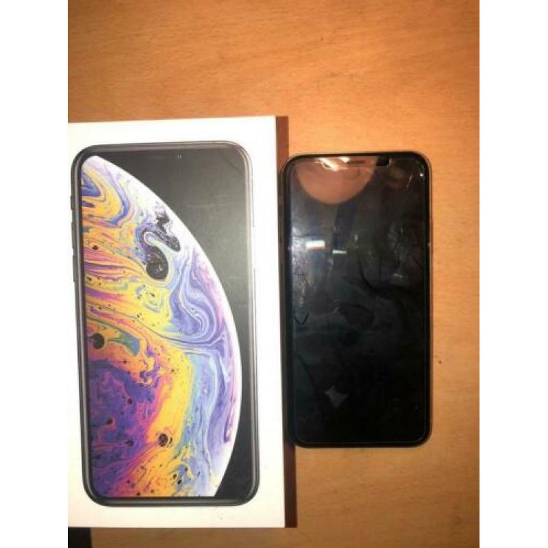 iPhone XS wit 64GB