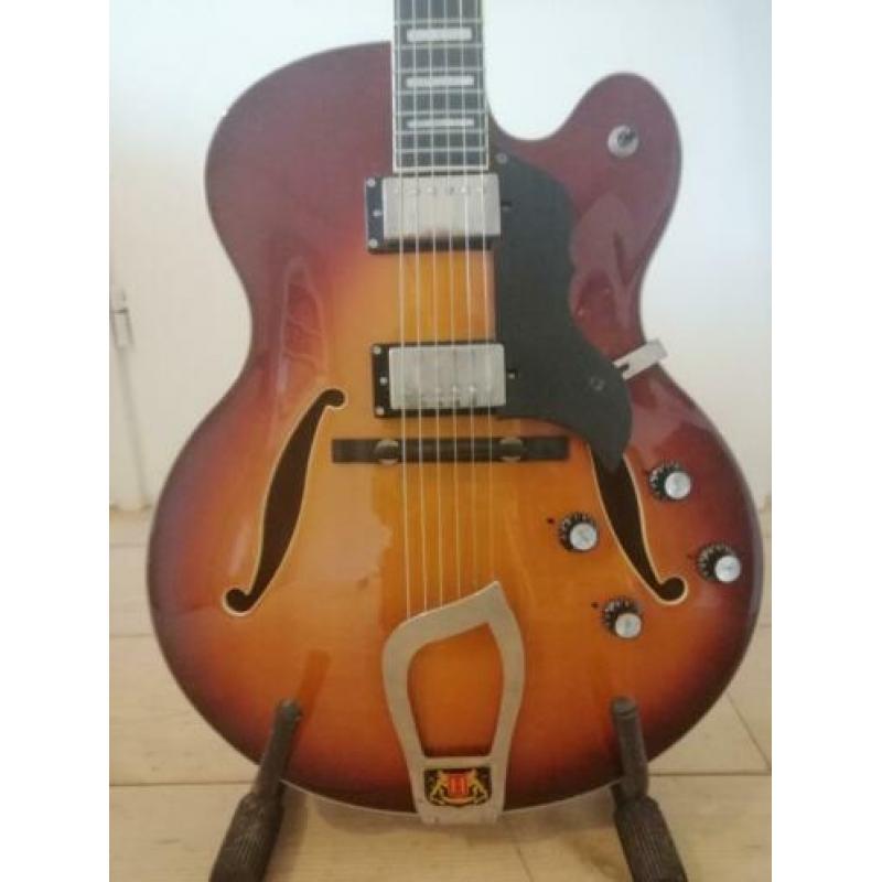 Hagstrom semi hollow body HJ800